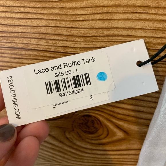 DEX WHITE SWEET SLEEVELESS TANK EMBROIDERY RUFFLE - Picture 4 of 10